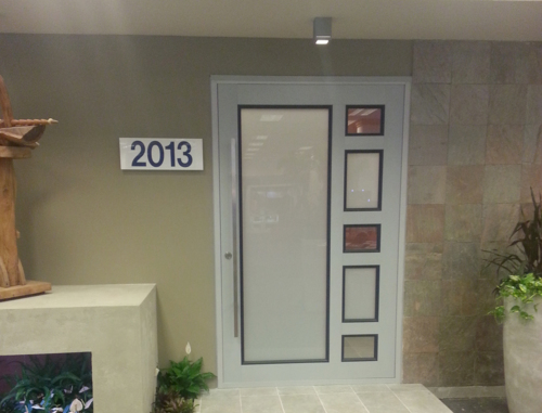                                                                                             - Puertas y Ventanas de Seguridad
- Fabricación de Puertas y Ventanas a la Medida
- Ventanas de Seguridad en aluminio y cristal
- Ventanas “casements”
- Ventanas “projected”
- Puertas de Garaje
- Puertas en Pivote, Puertas y Portones Perforados, Puertas Folding, - - Puertas de Cristal y Puertas Pocket
- Servicio de Instalación por profesionales
- Garantía y Servicio de Calidad
- Servicio a Toda la Isla
- Productos que se ajustan a su necesidad y presupuesto
 *Certificados en el cumplimiento de los Nuevos Códigos de Construcción en PR.
                                                                                    