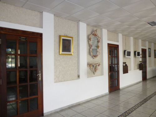 • Pre-arreglos funerales
• Cremación
• Cómodas y amplias facilidades
• Servicio las 24 horas
Entierros Verdes:
• Urnas Geos - 100% biodegradable, destinada para depositar las cenizas en todo tipo de terreno
• Urnas Nu - 100% biodegradable y totalmente saludable , destinada para depositar las cenizas en el mar
• Urnas Samsara - 100% biodegradable y totalmente saludable, destinada para depositar las cenizas en ríos, lagunas o estuarios