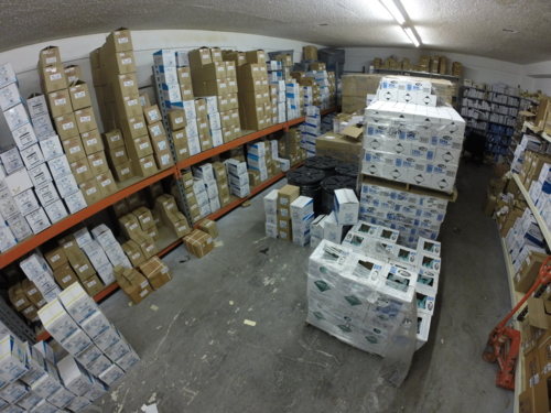                                                                                             Productos o Servicios

- Compresores Nuevos y Reconstruidos
- Evaporadores
- Válvulas
- Abanicos
- Filtros de aire de su auto
- Sellamos y reconstruimos compresores
para autos y camiones
- Garantías en piezas y servicio
- Servicio de Instalación en la tienda
de Río Piedras
                                                                                    