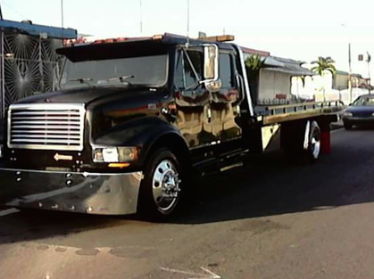                                                                                             Grúas
Asistencia en la carretera
Recarga de bateria
Gasolina
                                                                                    