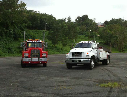                                                                                             Grúas
Asistencia en la carretera
Recarga de bateria
Gasolina
                                                                                    