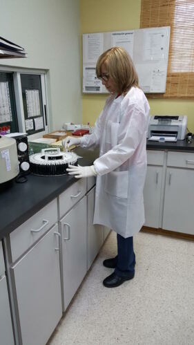                                                                                             •  Servicio a domicilio
•  Amplio estacionamiento
                                                                                    