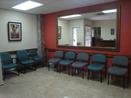                                                                                             Evaluaciones en arena para detectar o descartar síndrome de autismo infantil.

Medicina deportiva para lesiones en atletas y visitas a domicilio.
                                                                                    