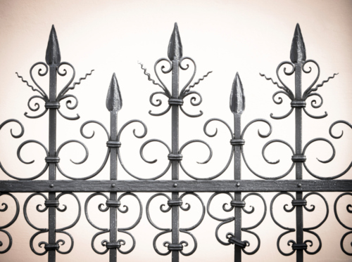 • Reparación de Screens
• Venta de Screens
• Fabricación de Screens
• Puertas de Screens
• Puertas de Aluminio
• Puertas de Screens Francesas
• Estimados Gratis Para Screens
• Rejas en Aluminio
• Sliding Door con Screens