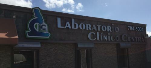 Laboratorio clínico
• Servicios de laboratorio
• Pruebas de rutina bacteriológicas y especiales
• Servicios al hogar
• En caso de emergencia, resultados disponibles en menos de una hora