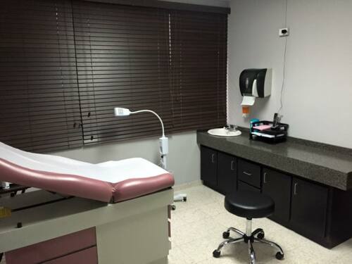 • Sonogramas Pélvicos
• Sonogramas 4 - D
• Endometriosis
• Casos de infertilidad
• VBAC/TOLAC
• Embarazos de alto riesgo
• Cirugías por laparoscopía
• Pruebas de cáncer
• Esterilizaciones
• Cirugías Pélvicas