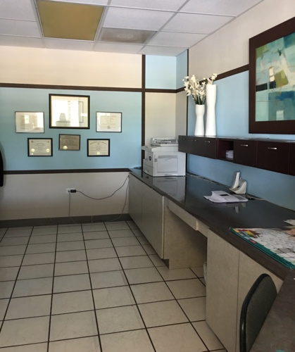                                                                                             • Prueba de influenza
• CBC
• Pruebas de embarazo
• Pruebas WIC
• Pruebas de dopaje
• Pruebas de tiroide
• Pruebas de lípido (colesterol y triglicéridos)
• Pruebas para matrimonio
• Pruebas de hemoglobina
• Servicio al hogar
• Resultados en 24 horas (pruebas de rutina)
• Resultados Electronicamente
                                                                                    