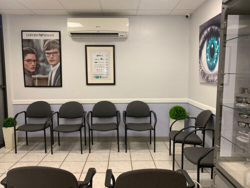                                                                                             • Examen visual para toda la familia
• Prevención de glaucoma y retinopatía diabética
• Se aceptan planes médicos comerciales, Advantage y el plan de salud del gobierno de Puerto Rico
• Contamos con servicio de laboratorio para corte y monte y espejuelos listos en una hora para visión sencilla
                                                                                    