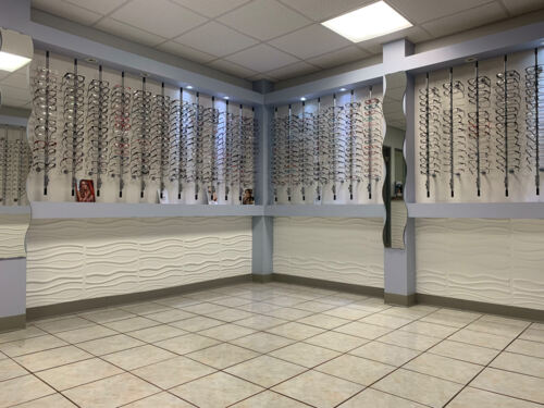                                                                                             • Examen visual para toda la familia
• Prevención de glaucoma y retinopatía diabética
• Se aceptan planes médicos comerciales, Advantage y el plan de salud del gobierno de Puerto Rico
• Contamos con servicio de laboratorio para corte y monte y espejuelos listos en una hora para visión sencilla
                                                                                    