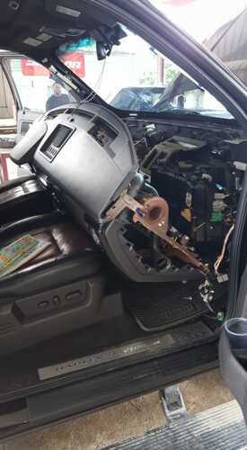                                                                                             • Mecanica liviana: frenos, correa de tiempo, tren delantero, transmisiones automáticas
• Reparación de Aire
• Servicio de mantenimiento preventivo
                                                                                    