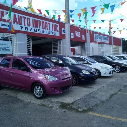 • Carros usados e importados
• Venta de autos