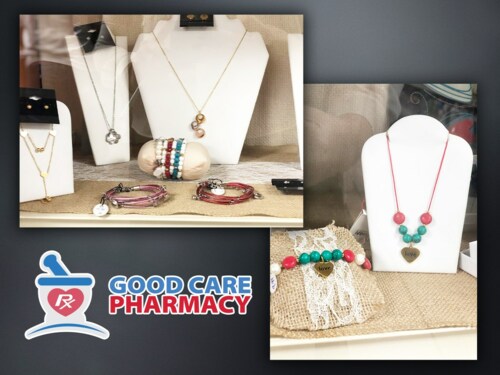                                                                                             • Efectos Escolares
• Productos de Belleza
• Fotos ID
• Fotocopias
• Fax
• Recetas
                                                                                    