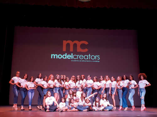 Academia de refinamiento y modelaje.