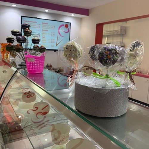                                                                                             • Helados
• Mantecados
• Café
• Dulces
• Y mucho más
                                                                                    