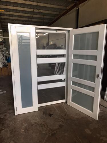                                                                                             • Fabricación de ventanas y puertas de seguridad
• Puertas de garaje
• Puertas de cristal
• Puertas pivotantes
• Puertas de closet
• Tormenteras de plancha
                                                                                    