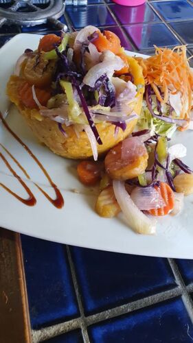                                                                                             • Carry out
• Catering
• Terraza al aire libre con vista al mar
                                                                                    