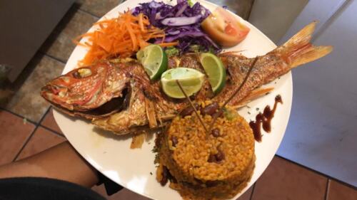                                                                                             • Carry out
• Catering
• Terraza al aire libre con vista al mar
                                                                                    