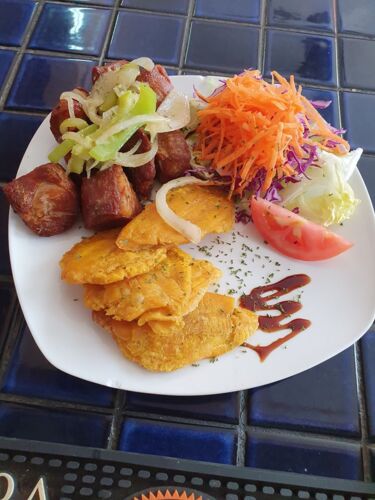                                                                                             • Carry out
• Catering
• Terraza al aire libre con vista al mar
                                                                                    