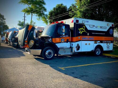                                                                                             Ambulancia
• Emergencia Médica 
• Transporte Intrahospitalario
                                                                                    