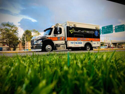                                                                                             Ambulancia
• Emergencia Médica 
• Transporte Intrahospitalario
                                                                                    