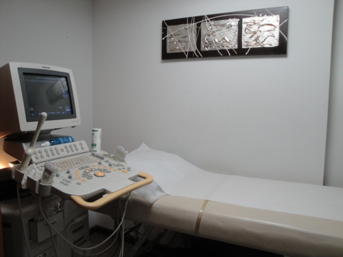                                                                                             • Rayos X
• Sonografía
• Sonomamografía
• Mamografía
• Densitometría Ósea
                                                                                    