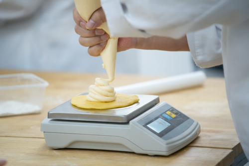                                                                                             Tenemos balanzas y accesorios para todas sus necesidades: Pesas para animales, Camiones, Colgantes, Comerciales, Médicas, Compactas, Contar, Industriales, Junction Boxes, Legal for Trade (NTEP), Load Cells, Porción, Precisión, Washdown y Usadas.
                                                                                    