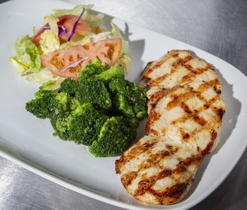                                                                                             • Atendemos directamente y hacemos reservaciones para grupos o alguna ocasión especial de esa manera podemos atenderte como te mereces con el mejor sabor y atención.
                                                                                    