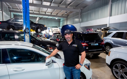                                                                                             EUROTECHNIQUES
Reparación autos europeos
taller de mecánica
taller de mecánica en Bayamón
reparación de carros japoneses 
mantenimiento para carros
                                                                                    