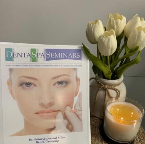 • Coronas
• Puentes
• Dentaduras
• Implantes
• Laminados en porcelana
• Rehabilitación oral y estética
• Blanqueado
• Diseño de Sonrisa
• Botox terapéutico: pacientes con hábitos parafuncionales como clenching y bruxismo. El Botox terapéutico les ayuda a relajar los músculos y aliviar el dolor.
• Bótox: para reducir líneas de expresión y lucir más joven.