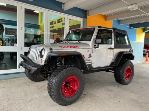                                                                                             • Gomas para todo tipo de Jeep 
• Mecánica completa Jeep
                                                                                    