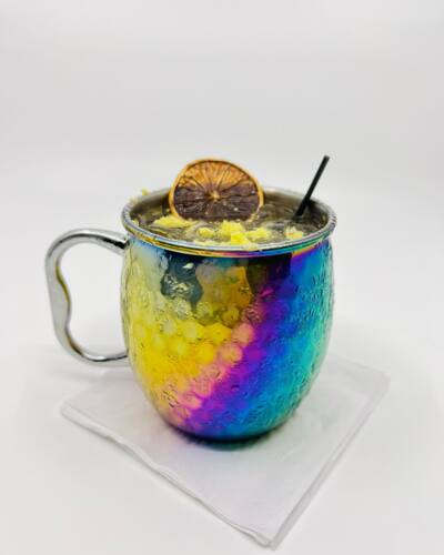                                                                                             Cavas Roof Top
• Restaurante
• Coctelería
• Cervecería artesanal
• Salón de eventos
                                                                                    