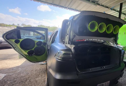                                                                                             Nandy's Auto Detailing
• Cerámica y sellado de pintura para autos y guaguas
• Cerámica de interiores
• Detailing
• Lavado detallado
• Descontaminación química y manual
• Corrección de pintura
• Restauración de plásticos
• Restauración de focos
• Brillo orbital
• Shampoo de interiores
• Desinfección de interiores
• Eliminación de malos olores
                                                                                    