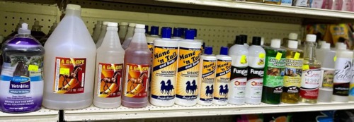                                                                                             ASDA Privatizada
• Materiales de Construcción
• Materiales de Plomería y Electricidad
• Venta de Productos Agrícolas
• Jardinería
• Puertas de Aluminio
• Ventanas de Aluminio
• Cisterna
• Selladores
• Pinturas
• Herramientas
                                                                                    