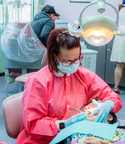                                                                                             Orthodontics Unlimited Dr. Eusebio A. Díaz D.M.D. A.B.O.
Diagnóstico y Tratamiento de Ortodoncia para niños, adolescentes y adultos
Corrección de dientes irregulares o apiñados
Dientes con espacios generalizados
Mordida abierta, cruzada
Sobremordida
Tratamiento Dento Esqueletal para corrección de deformidades
Braces
T Ortodoncia para casos quirúrgicos
                                                                                    