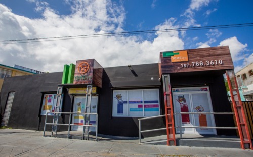                                                                                             Yomelyn & Mariefer
Venta de provisiones
Alimento
Artículos para el hogar
Cervezas
Licores
Misceláneos
Programa WIC
                                                                                    