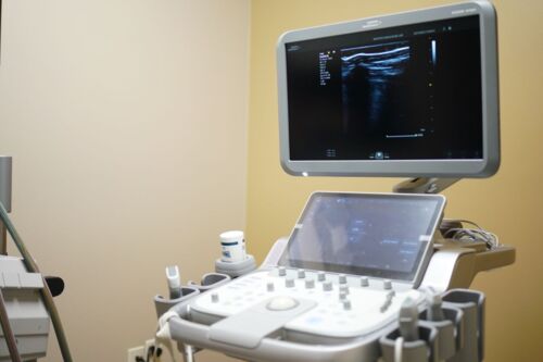                                                                                             • El Dr. Luis J. Torruella diagnostica y trata condiciones del sistema circulatorio, mejor conocidas como condiciones vasculares. 
• El Instituto Vascular del Sur en Ponce también cuenta con su propio laboratorio vascular para cualquier estudio vascular, estudio venoso y sonografía vascular.
                                                                                    