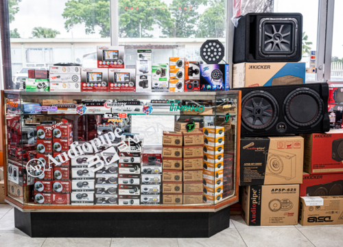 AM Chrome & Trucks Accessories