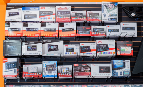 AM Chrome & Trucks Accessories