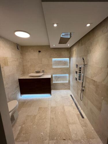 HJ Plumbing
• Servicios de plomería
• Remodelación de baños y cocinas
• Arreglamos Filtraciones (potable y sanitaria)
• Detector de Filtraciones de agua potable
• Destapes Importantes
• Instalación de Cisternas
• Venta de todo tipo de calentadores