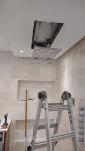 HJ Plumbing
• Servicios de plomería
• Remodelación de baños y cocinas
• Arreglamos Filtraciones (potable y sanitaria)
• Detector de Filtraciones de agua potable
• Destapes Importantes
• Instalación de Cisternas
• Venta de todo tipo de calentadores