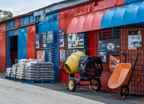                                                                                             Ferretería David Rodríguez
Materiales de construcción 
• Arena de Río
• Arena de Playa 
• Piedra
• Talco
• Cemento
• Varrilla
• Madera
• Paneles De Construcción
• Paneles PVC
• Paneles de Gypsum Board
• Todo Material de Plomería Y Electricidad

Para El Jardín:
• Top Soil
• Piedra Blanca De 4''
• Piedra Blanca De 3/4''
• Puertas De Aluminio 
• Ventanas Miami 
• Material para Herreros
• Rollos de Cyclone Fence
• Tubos Para Verja
• Todo Tipo De Herramienta

Servicio:
• Entregas a domicilio en el área limítrofes
                                                                                    