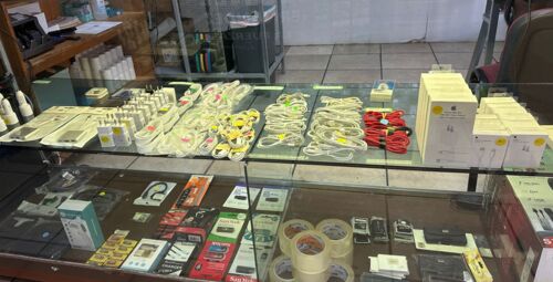                                                                                             Aguilera Business Solutions
• Venta de Teléfonos Celulares
• Recarga
• Desbloqueo
• Programación
• Reparación
• Venta de Accesorios
• Cargadores originales y de reemplazo
• Tarjetas de LLamadas
• Bocinas Inalámbricas hasta 3,000 wats
• Venta de Hookah y Accesorios
• Envíos a todas partes del mundo
• Trabajamos tarjetas de regalo 
• Aquí usted conseguirá cargadores de todo tipo de celular
                                                                                    