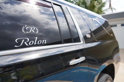 • Cremación
• Velatorios
• Servicios Funerarios Tradicionales
• Urnas de Cremación
• Envío y Recogido en PR, EU y otros
• Aceptamos Pólizas de Seguros
• Pre-arreglos Funerales a Plazos
• Exhumaciones
• Traslado de Cuerpo
• Facilidades de Cafetería
• Amplio Estacionamiento