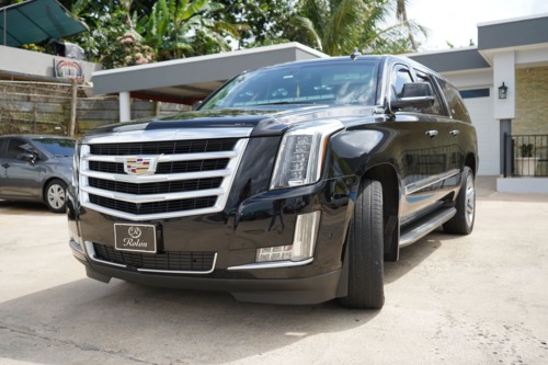 • Cremación
• Velatorios
• Servicios Funerarios Tradicionales
• Urnas de Cremación
• Envío y Recogido en PR, EU y otros
• Aceptamos Pólizas de Seguros
• Pre-arreglos Funerales a Plazos
• Exhumaciones
• Traslado de Cuerpo
• Facilidades de Cafetería
• Amplio Estacionamiento