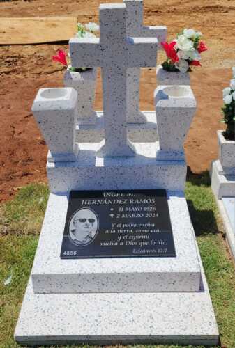                                                                                             • Revestimiento de panteones en Granito, Terrazo o Mármol
• Lápidas con foto láser
• Mensaje de su preferencia
• Accesorios para cementerios
• Tiestos
• Cruces
• Tapas
• Marcos
• Respaldos
• Estimados Gratis
• Entrega rápida!
                                                                                    