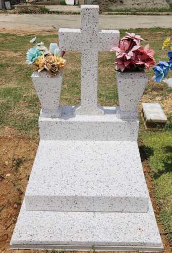                                                                                             • Revestimiento de panteones en Granito, Terrazo o Mármol
• Lápidas con foto láser
• Mensaje de su preferencia
• Accesorios para cementerios
• Tiestos
• Cruces
• Tapas
• Marcos
• Respaldos
• Estimados Gratis
• Entrega rápida!
                                                                                    