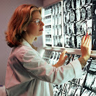 • Escáner de cuerpo entero/TC, captación de la tiroides y escaneo
• Escáner de paratiroides, nódulos linfáticos y nódulo centinela
• HIDA (Sistema Ductal Hepatobiliar), Vaciado Gástrico
• Escáner de sangrado Gl, Escáner óseo, Imagen de Perfusión Miocárdica
• Viabilidad de reposo, MUGA (Imagen de la piscina de sangre cardíaca)
• Perfusión y ventilación pulmonar, imágenes del cerebro
• Escáner de Cisternografía, Escáner Renal, Imagen Testicular
• Escáner de galio, octreograma, imágenes de las glándulas salivales
• Estudio de Reflujo Gastroesofágico, Escáner de Indio
• Terapia de Ablación o Hipertiroidismo