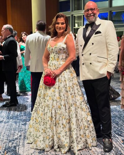                                                                                             • Vestidos de Novias  (Venta y Alquiler)
• Vestidos de damas de honor
• Vestidos de Quinceañeras (Venta y Alquiler)
• Tocados
• Accesorios
• Trajes Formales y Cortos
• Vestidos de "Prom"
• Vestidos de noche
                                                                                    