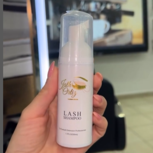 • Cejas y Pestañas
• Tinte de Cejas
• Cejas pelo a pelo
• Retoque de cejas
• Pestañas clásicas
• Pestañas de volumen
• Depilación Láser y Cera
• Cejas
• Bozo
• Mentón
• Axilas
• Bikini
• Brazilian
• Mitad de Pierna
• Pierna Completa
• Cabello - Salon de Belleza
• Recorte, Blower y Plancha
• Extensiones de Cabello
• Especialista en Balayage
• Especialista en Color
• Color Fantasia
• Keratina
• Botox
• Brazilian Blowout