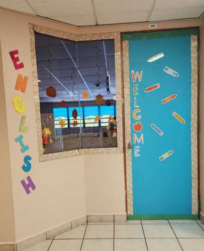 • Cuidado Diurno/Centros
• Nurseries (Guarderías)
• Escuelas - Privadas
• Colegios/Academias